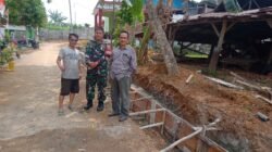 Edi Suranto Sembiring Kawal Drainase RT 17 hingga Terealisasi