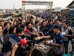 Warga Soroti Proyek Normalisasi dan Betonisasi Pangkalan Teluk Naga, Muncul Dugaan Pembagian Uang kepada Wartawan